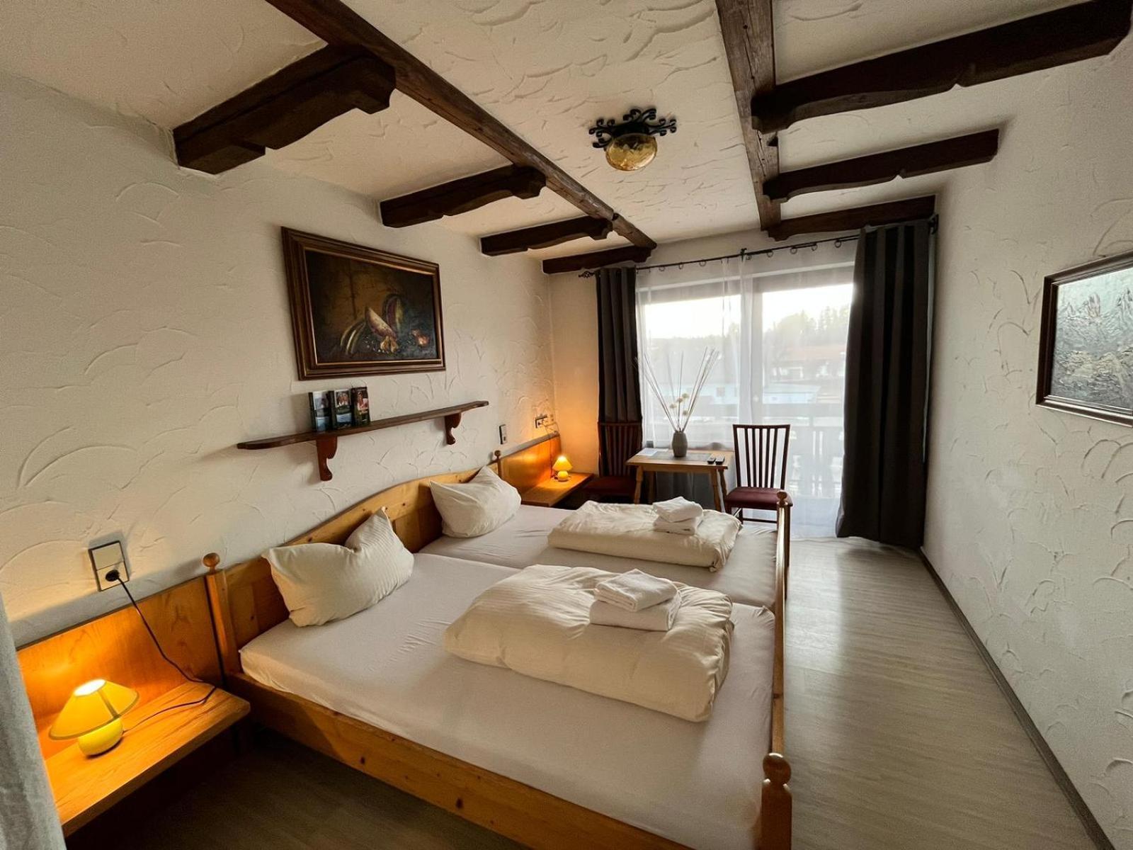 Hotel Negele Hohenfurch エクステリア 写真